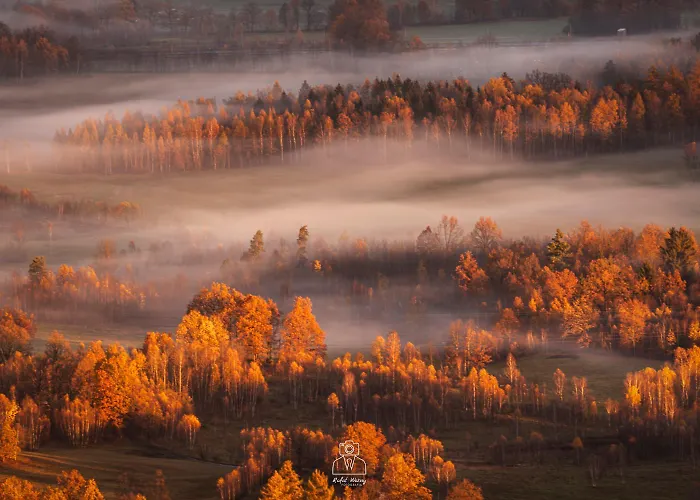 W Karkonoszach Пеховице